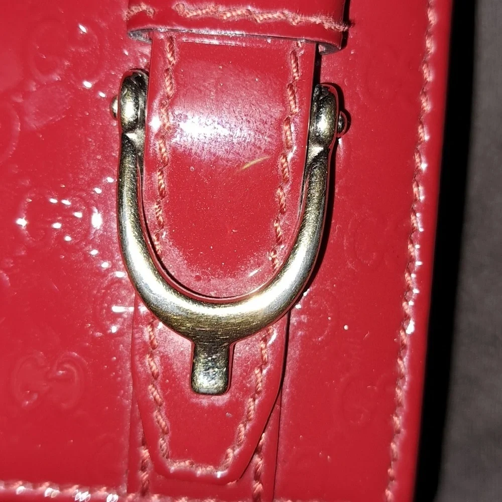 🔥🔥Gucci Guccissima Red Patent Leather Wallet - EUC - Picture 16 of 17